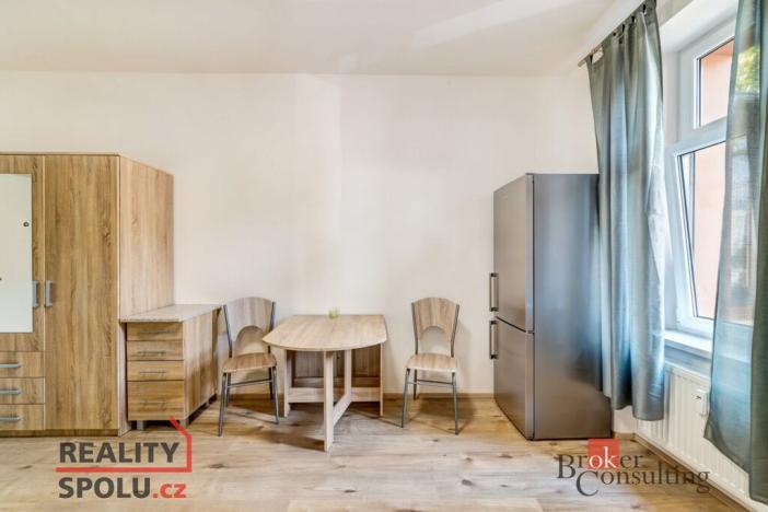 Pronájem bytu 2+kk, Praha - Krč, Budějovická, 38 m2