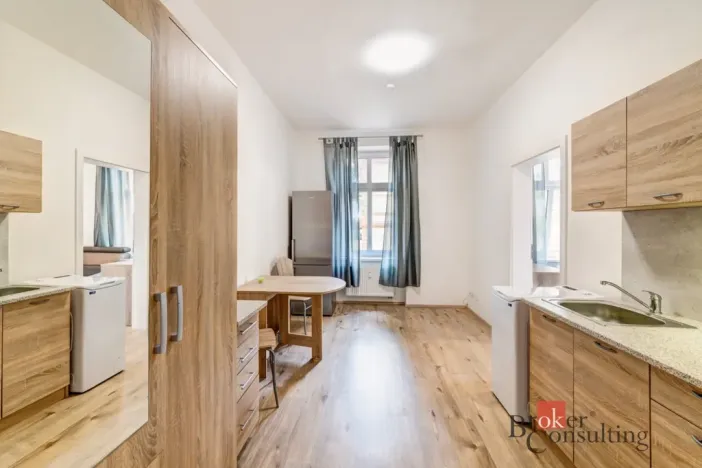 Pronájem bytu 2+kk, Praha - Krč, Budějovická, 38 m2