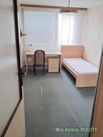 Pronájem bytu 3+1, Praha - Troja, Krosenská, 64 m2