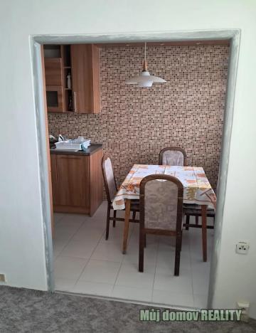 Pronájem bytu 3+1, Praha - Troja, Krosenská, 64 m2