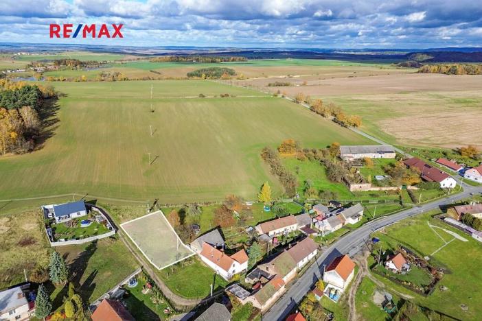 Prodej pozemku pro bydlení, Chomle, 757 m2