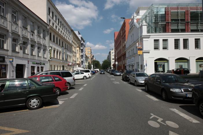 Pronájem bytu 2+kk, Praha - Karlín, Křižíkova, 36 m2