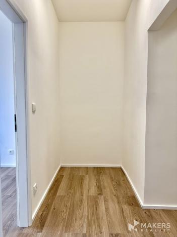 Pronájem bytu 2+kk, Praha - Libeň, U skládky, 47 m2