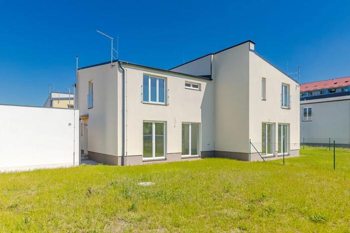 Prodej rodinného domu, Milovice, Modřínová, 137 m2