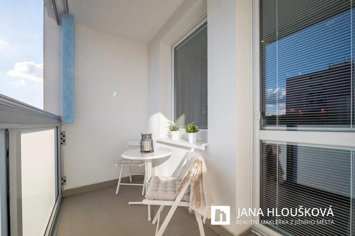 Prodej bytu 2+kk, Praha - Háje, Matúškova, 45 m2