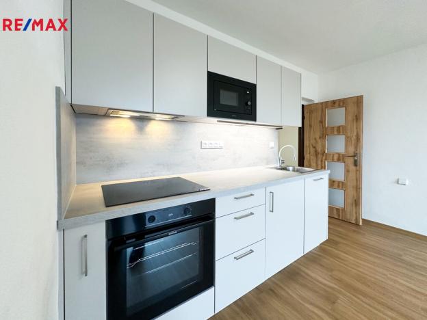 Pronájem bytu 1+kk, Příbram - Příbram VIII, Brodská, 32 m2