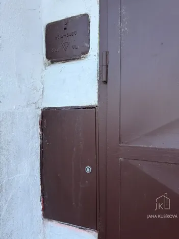 Prodej garáže, Veselí nad Moravou, 19 m2