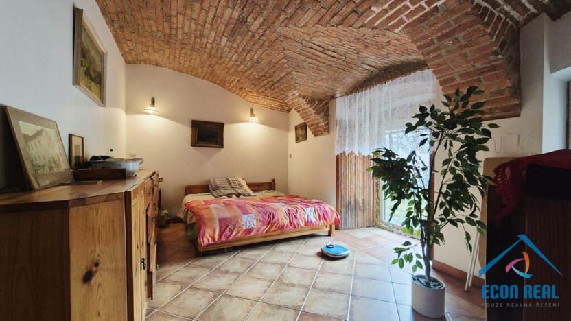 Prodej zemědělské usedlosti, Hlubyně, 300 m2