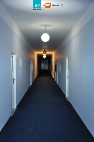 Pronájem skladu, Chomutov, 1300 m2