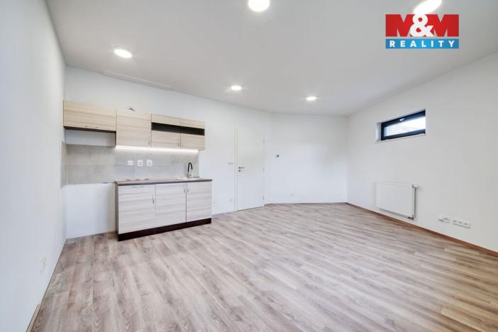 Pronájem bytu 1+kk, Nýřany, Benešova třída, 34 m2