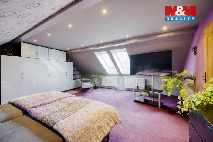 Prodej rodinného domu, Dolany, 225 m2