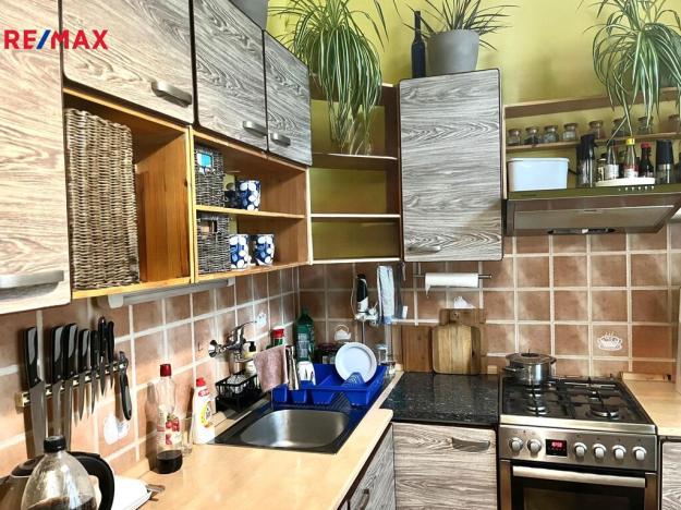 Prodej bytu 3+1, Karlovy Vary, Raisova, 84 m2