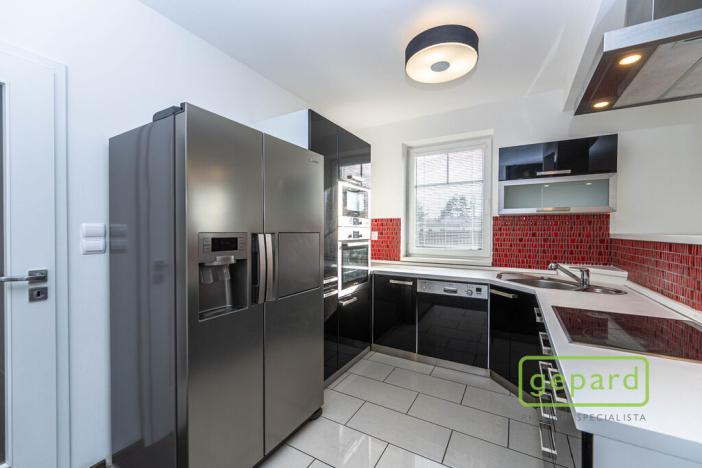 Pronájem rodinného domu, Praha, Do podkovy, 124 m2