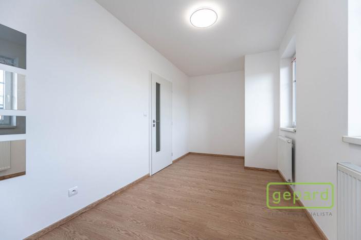 Pronájem rodinného domu, Praha, Do podkovy, 124 m2