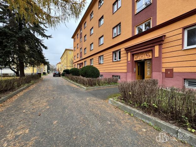 Pronájem bytu 2+1, Sokolov, Karla Čapka, 55 m2