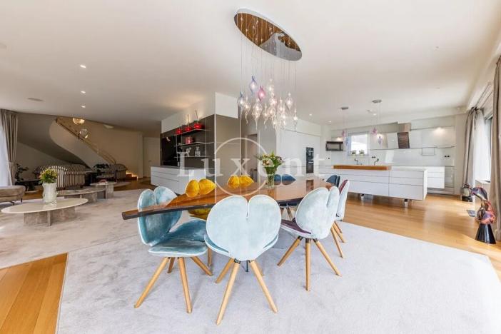 Prodej vily, Split, Chorvatsko, 1100 m2