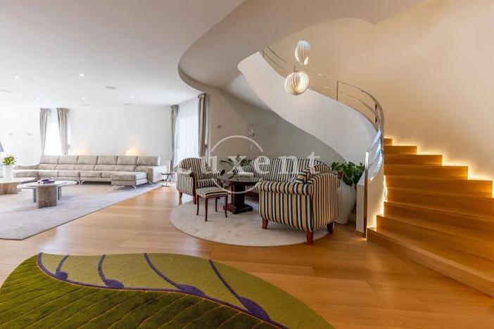 Prodej vily, Split, Chorvatsko, 1100 m2