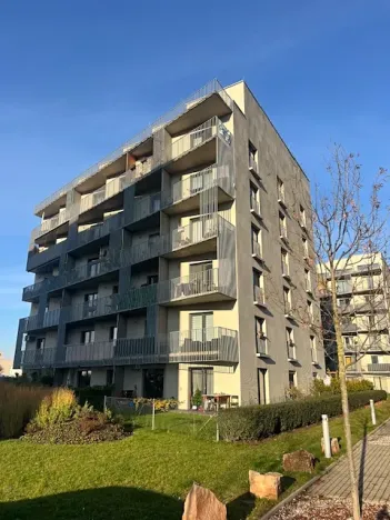 Pronájem bytu 1+kk, Praha - Libeň, Novovysočanská, 25 m2