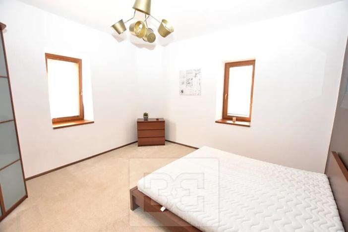 Pronájem bytu 3+kk, Praha - Kobylisy, Na pěšinách, 77 m2