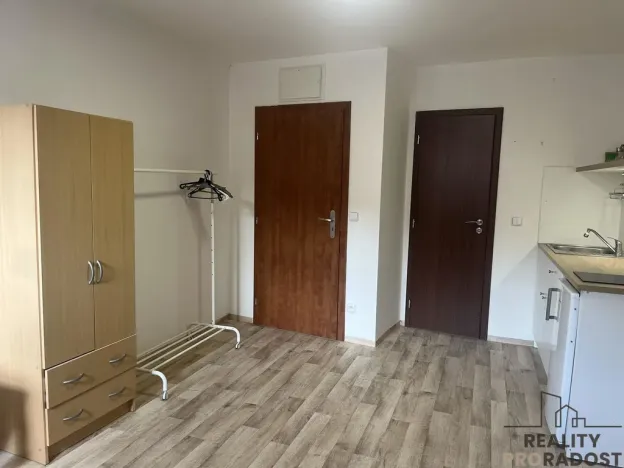 Pronájem bytu 1+kk, Znojmo, U Branky, 31 m2