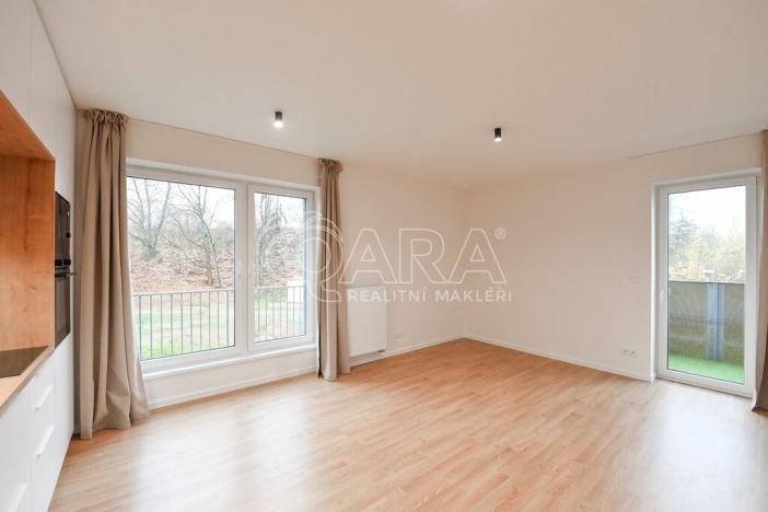 Pronájem bytu 3+kk, Benešov, 102. pluku, 64 m2