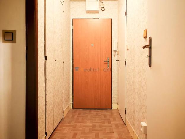 Pronájem bytu 2+kk, Praha - Nusle, Maroldova, 37 m2