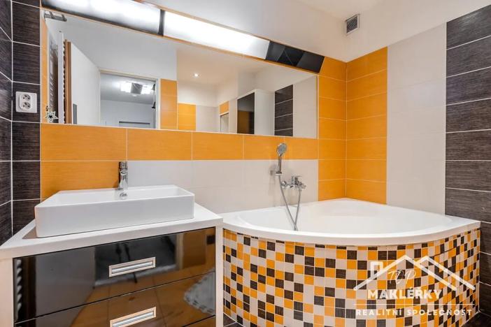 Prodej bytu 2+kk, Břežany II, 56 m2