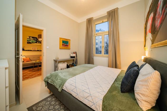 Prodej bytu 2+kk, Praha - Nusle, náměstí Generála Kutlvašra, 50 m2