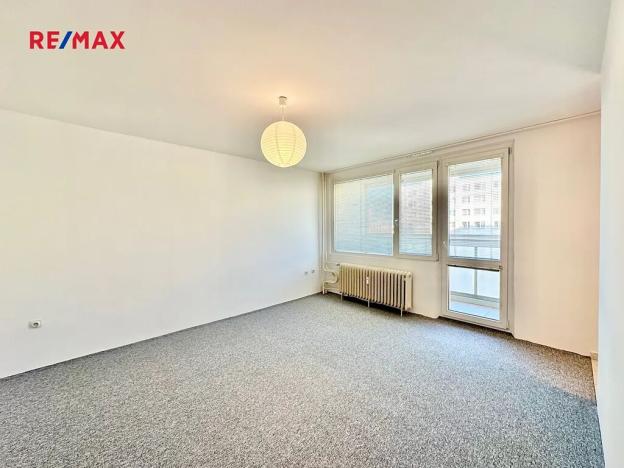 Pronájem bytu 1+kk, Pardubice, Gagarinova, 28 m2