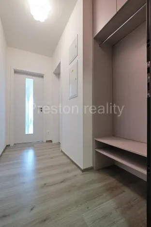 Pronájem bytu 1+kk, Praha - Malešice, Nad úžlabinou, 31 m2