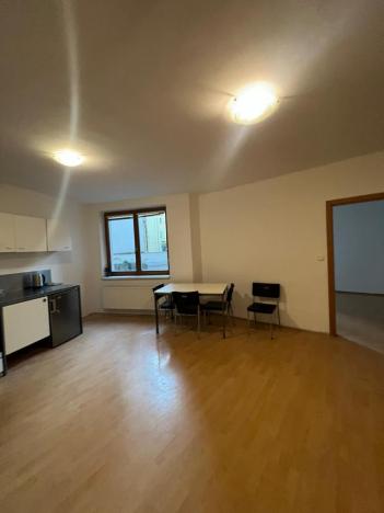 Pronájem bytu 2+kk, Praha - Nusle, Mojmírova, 50 m2