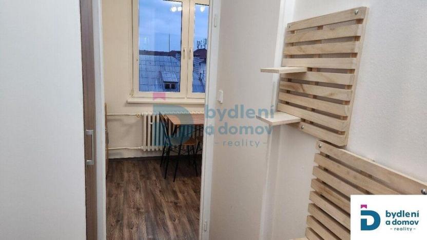 Pronájem bytu 1+1, Olomouc - Hodolany, Starého, 36 m2