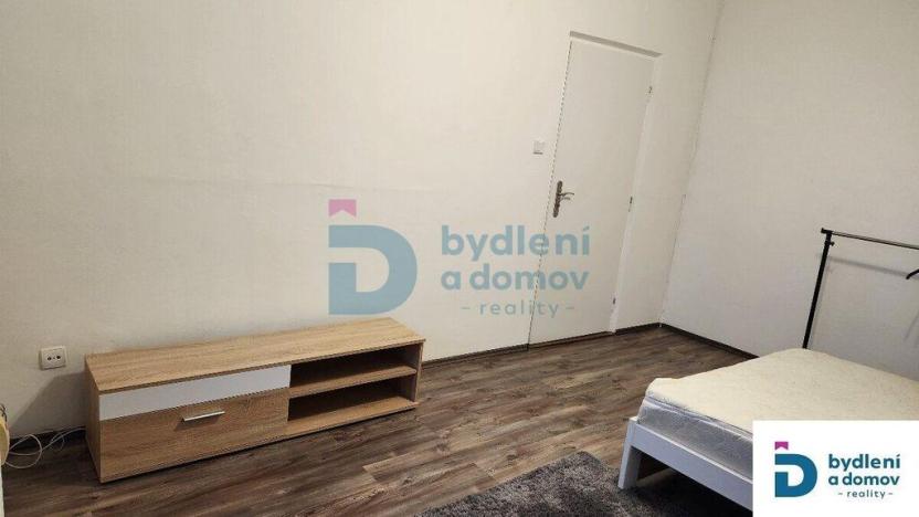 Pronájem bytu 1+1, Olomouc - Hodolany, Starého, 36 m2