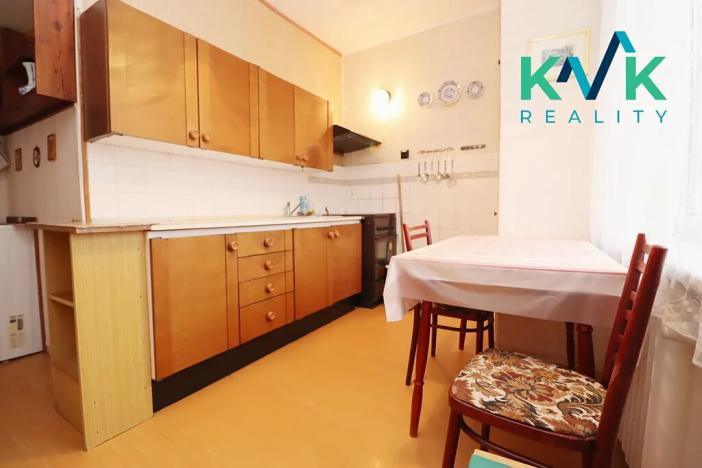 Prodej bytu 2+1, Karlovy Vary, Hybešova, 57 m2