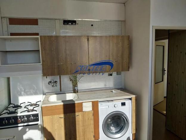 Prodej bytu 1+1, Rousínov, V Sídlišti, 32 m2