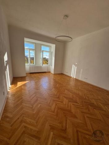 Pronájem bytu 2+1, Praha - Vršovice, Estonská, 77 m2