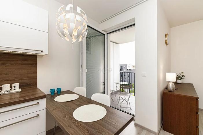 Pronájem bytu 1+kk, Praha - Vysočany, Strnadových, 33 m2