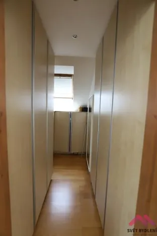 Pronájem rodinného domu, Praha - Dubeč, Kolocova, 221 m2