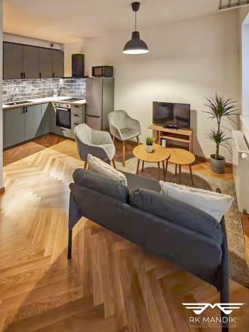 Pronájem bytu 2+kk, Praha - Karlín, Pernerova, 42 m2