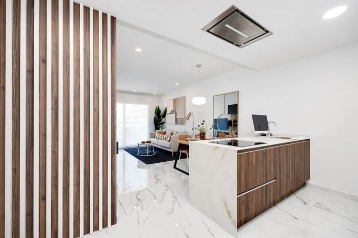 Prodej atypického bytu, San Miguel de Salinas, Španělsko, 70 m2