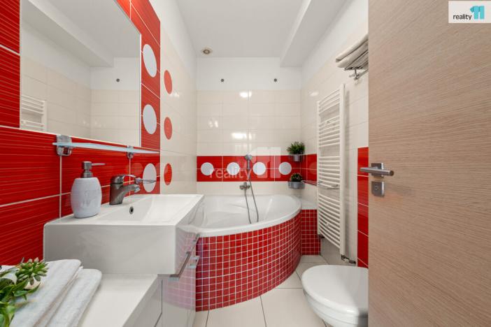 Prodej rodinného domu, Cerhenice, Školská, 306 m2