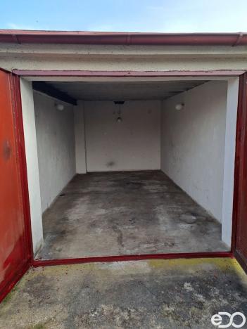 Prodej garáže, Hradec Králové, Čajkovského, 16 m2