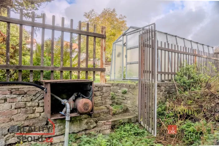 Prodej rodinného domu, Praha - Řeporyje, K Třebonicům, 240 m2