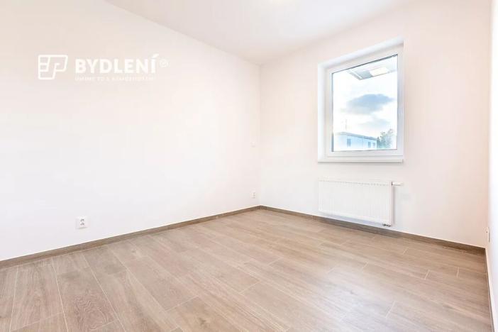 Pronájem bytu 2+kk, Teplice, Novoveská, 47 m2