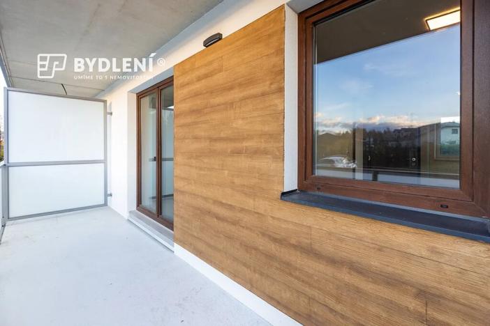 Pronájem bytu 2+kk, Teplice, Novoveská, 47 m2