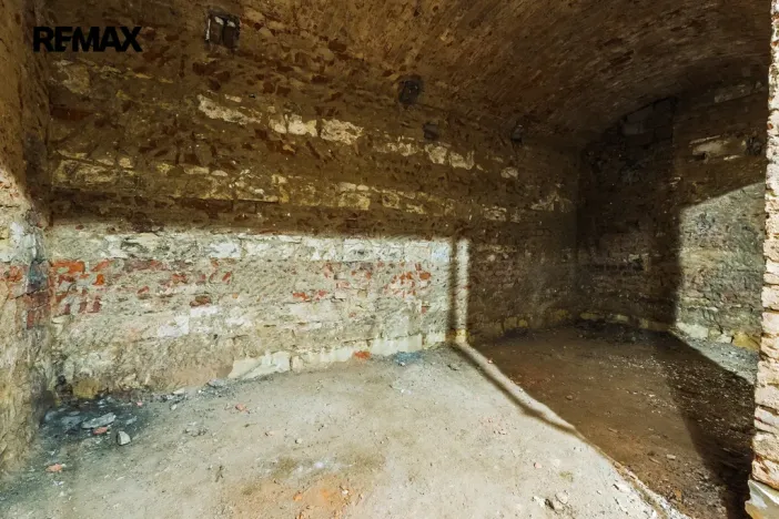 Pronájem obchodního prostoru, Praha - Žižkov, Seifertova, 110 m2