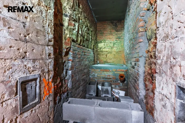 Pronájem obchodního prostoru, Praha - Žižkov, Seifertova, 110 m2