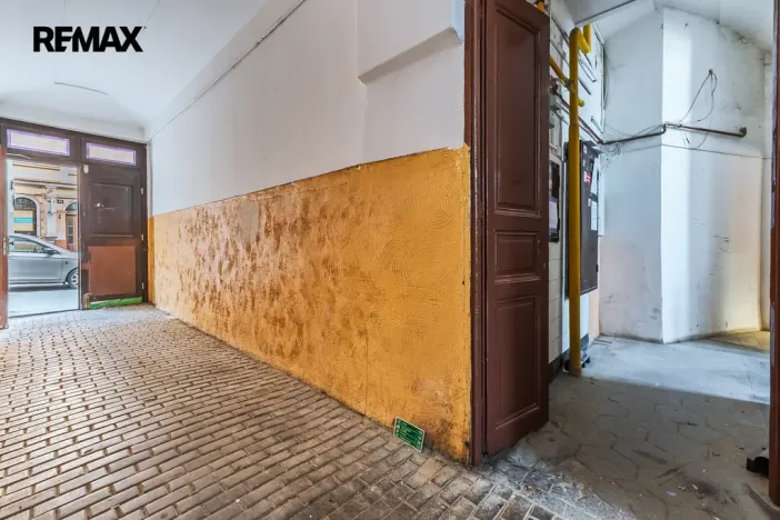 Pronájem obchodního prostoru, Praha - Žižkov, Seifertova, 110 m2