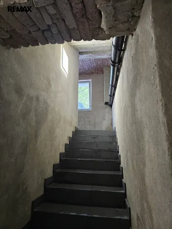 Pronájem obchodního prostoru, Praha - Žižkov, Seifertova, 110 m2
