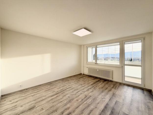 Pronájem bytu 3+1, Liberec - Liberec XIII-Nové Pavlovice, Bezová, 67 m2